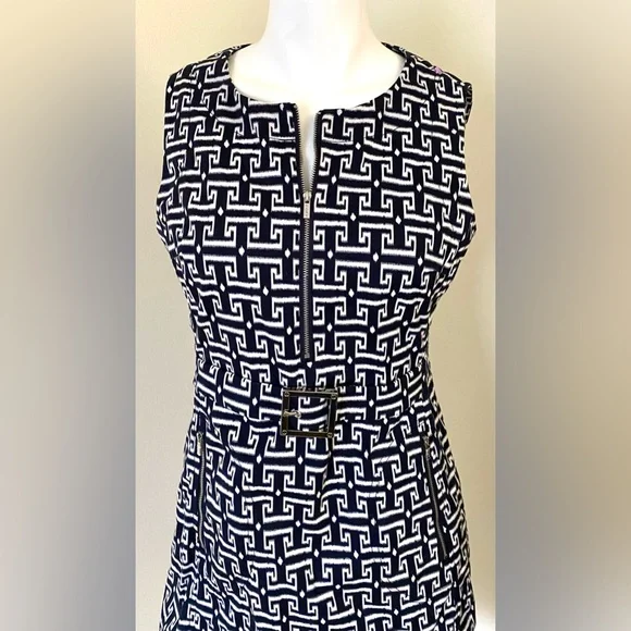 Authentic Tory Burch dark blue and White Patterned Midi Dress. Very stylish.